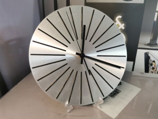 B&O 12'' PLATTER CLOCK